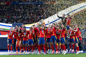 关于2024至2026年全国滑翔伞定点联赛冠名单位的公示.