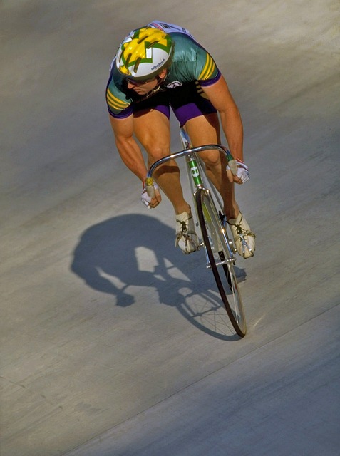 在激烈的比 在激烈的比